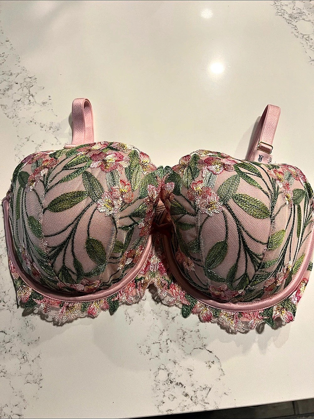 Victoria's Secret Dream Angels Boho Floral Embroidery Lightly Lined Demi Bra
